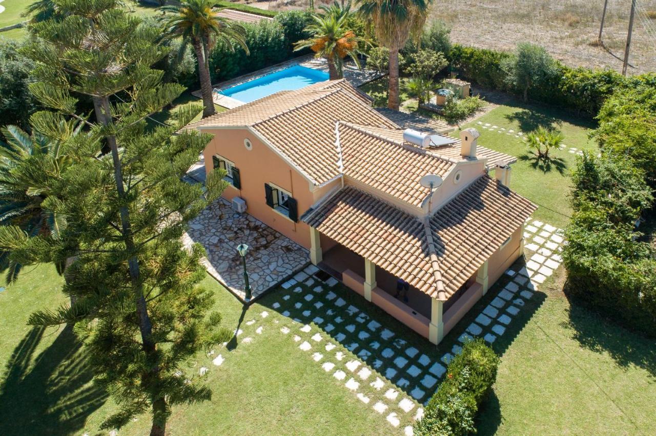 Villa Angelos アカラヴィ エクステリア 写真